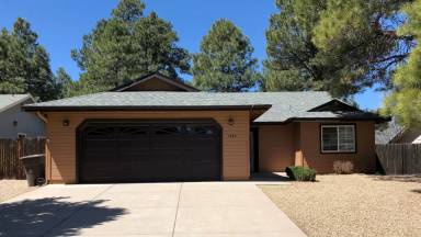 Main picture of 4029 S Nicholas St