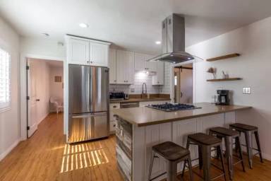 Main picture of 1457 Loma Ave