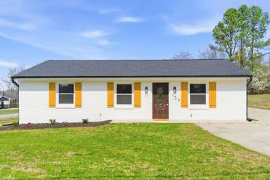 Main picture of 159 Hazel Dr