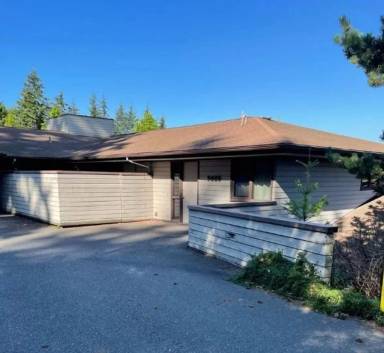 Main picture of 2465 Lakeway Dr