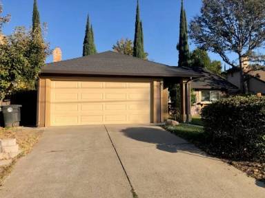 Main picture of 7520 Carriage Dr