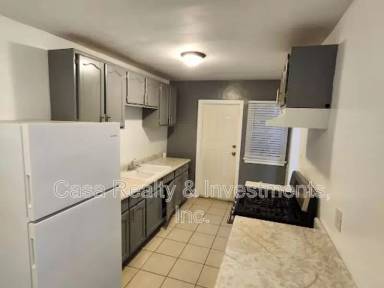 Main picture of 5911 S Wilton Pl