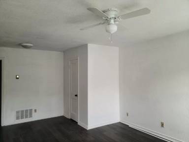 Main picture of 1710 Alamo Ave