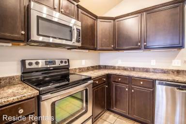 Main picture of 5510 108th St