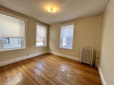 Main picture of 368 Riverway