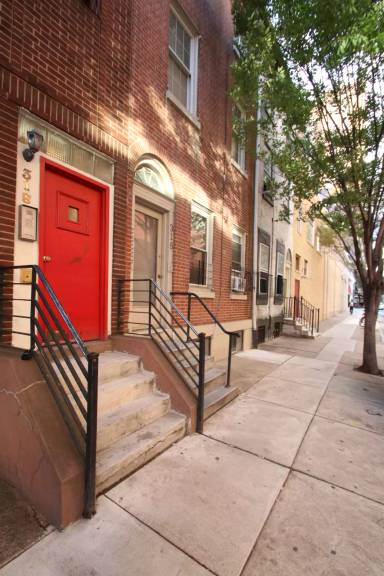 Main picture of 318 S 15th St