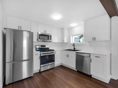Main picture of 741 Avenue B