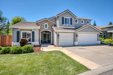 Main picture of 7468 Colbert Dr