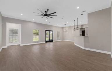 Main picture of 856 Gallant Fox Rd
