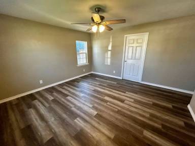 Main picture of 5217 Questa Dr