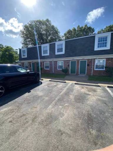 Main picture of 2652 Wayside Dr