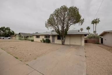 Main picture of 427 E Malibu Dr