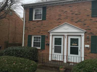Main picture of 207 83rd St