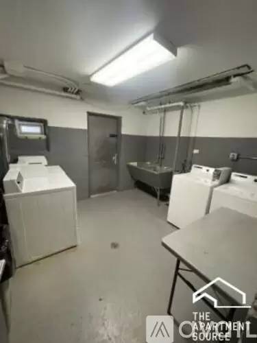 Main picture of 1408 W Juneway Ter