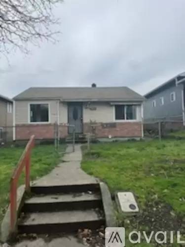 Main picture of 7416 S Fife St