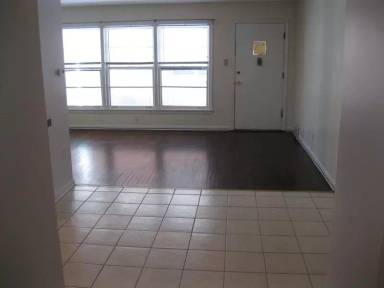 Main picture of 7225 Division St