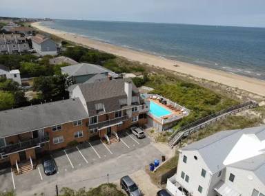 Main picture of 1976 E Ocean View Ave