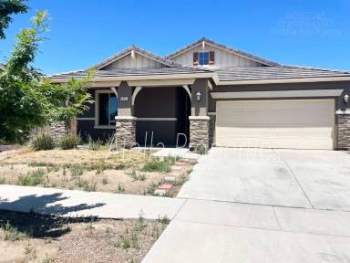 Main picture of 2016 W Corvina Ave