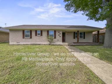 Main picture of 3913 Roanoke Dr