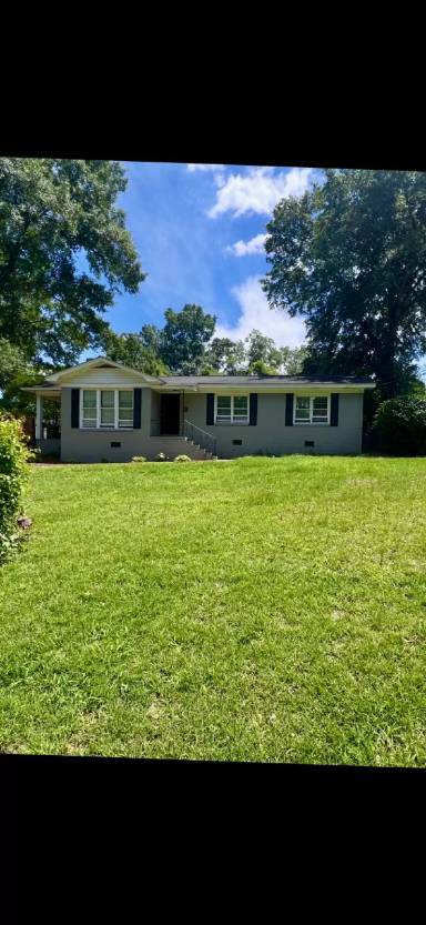 Main picture of 2612 52nd St