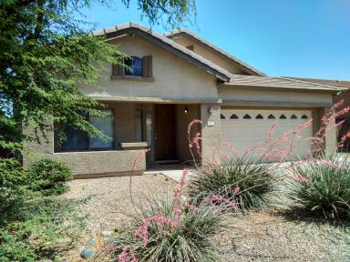 Main picture of 1154 E Locust Dr