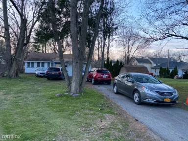Main picture of 118 Barnum St