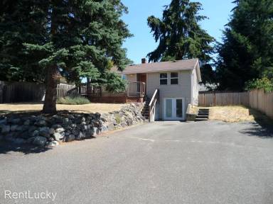 Main picture of 15224 5th Ave NE