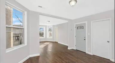 Main picture of 4226 W Wilcox St