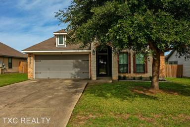 Main picture of 216 Boulder Dr