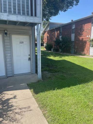 Main picture of 809 SE 4th St