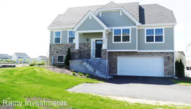 Main picture of 160 Goldenrod Dr