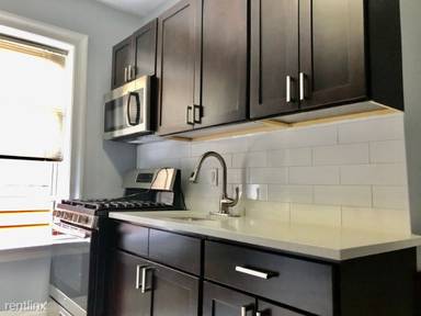 Main picture of 729 Avenue A