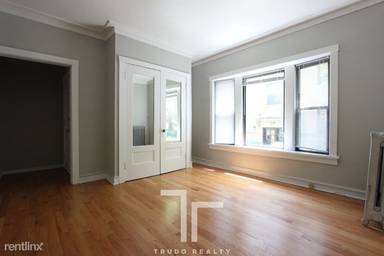 Main picture of 3518 N Broadway St