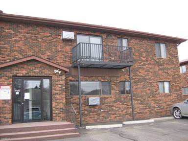 Main picture of 2220 E Divide Ave