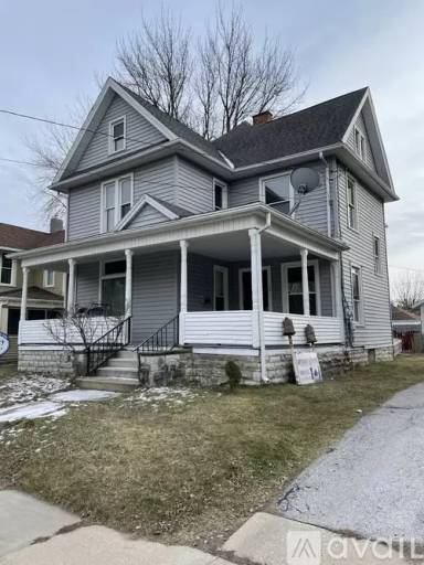 Main picture of 128 Palmer Ave