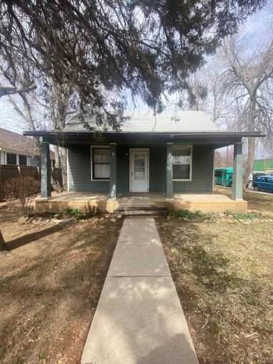 Main picture of 2627 Pine St