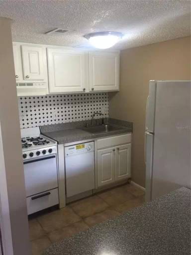 Main picture of 129 Blue Point Way