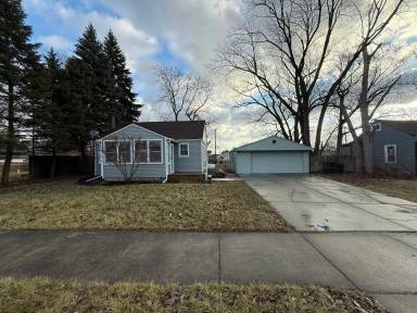 Main picture of 11691 Cornell St