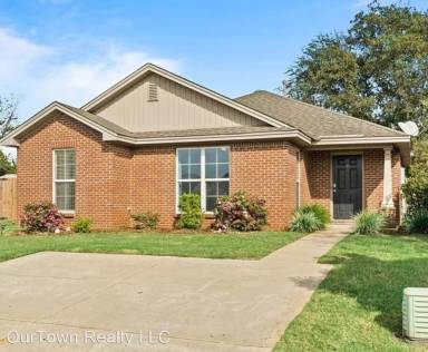 Main picture of 740 Buena Vista Loop