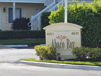 Main picture of 4611 Bayshore Dr