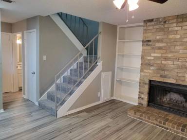 Main picture of 809 Treadwell Ct