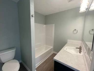 Main picture of 4012 W Grover St