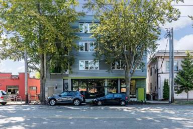 Main picture of 3309 Beacon Ave S