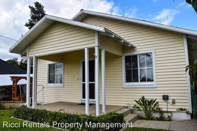 Main picture of 16661 E Buena Vista Ave