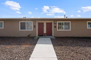Main picture of 482 Pennsylvania Dr