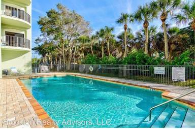 Main picture of 5056 N Beach Rd