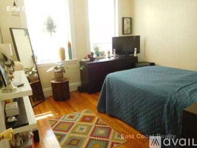 Main picture of 159 Kelton St