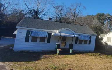 Main picture of 2146 Augusta Rd