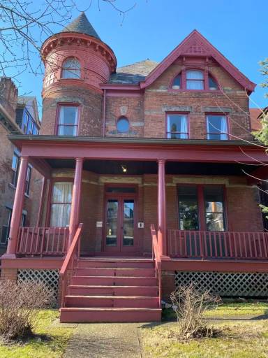 Main picture of 5442 Stanton Ave
