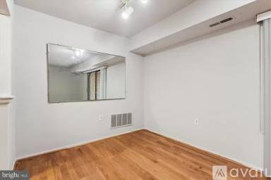 Main picture of 1811 Snow Meadow Ln